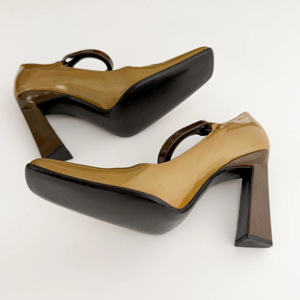 Prada Vintage F/W 1998 Patent Leather Mary Jane Heels (US 7.5 / IT